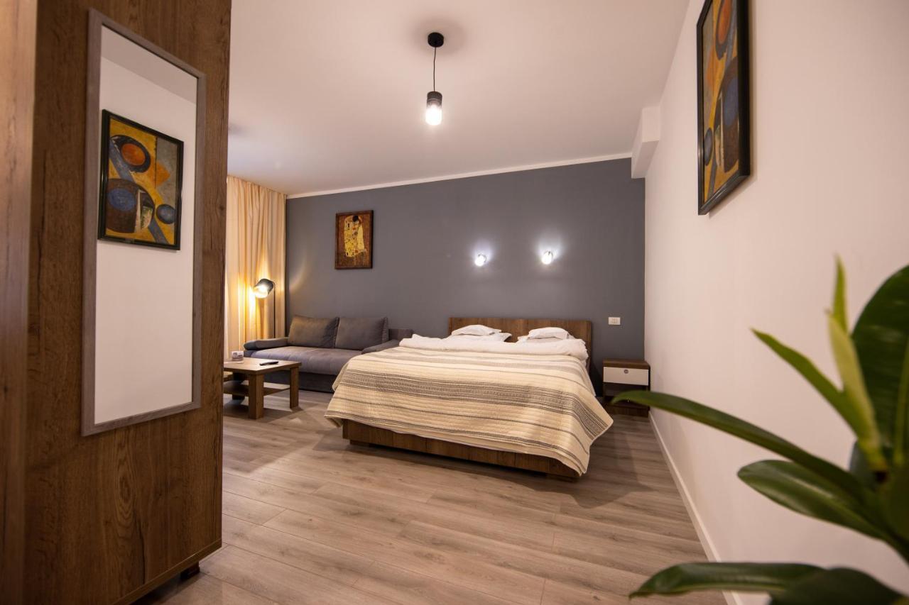 Central Place Apartment Timisoara 2 Esterno foto