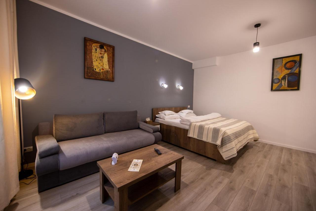 Central Place Apartment Timisoara 2 Esterno foto